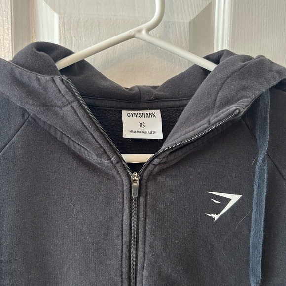 black gymshark zip up - Picture 3 of 3